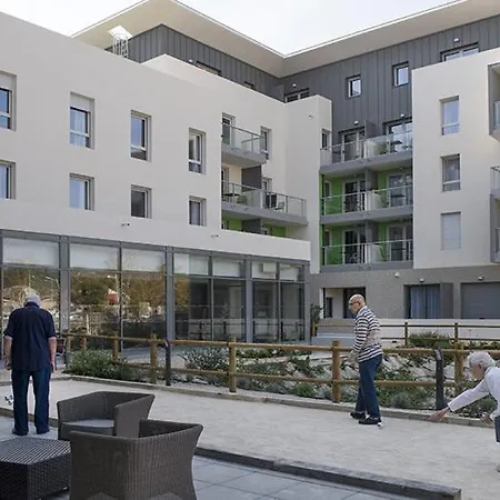 Domitys Sophia Seniors * נים