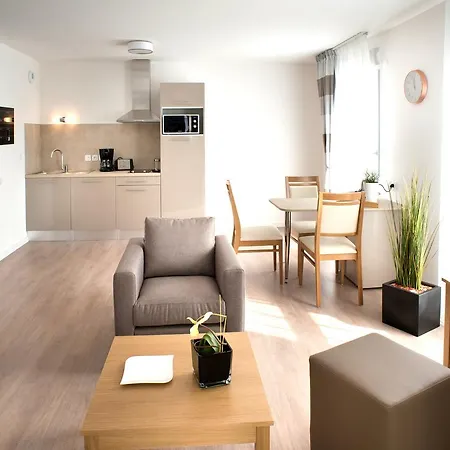 Appart hôtel Domitys Sophia Nîmes